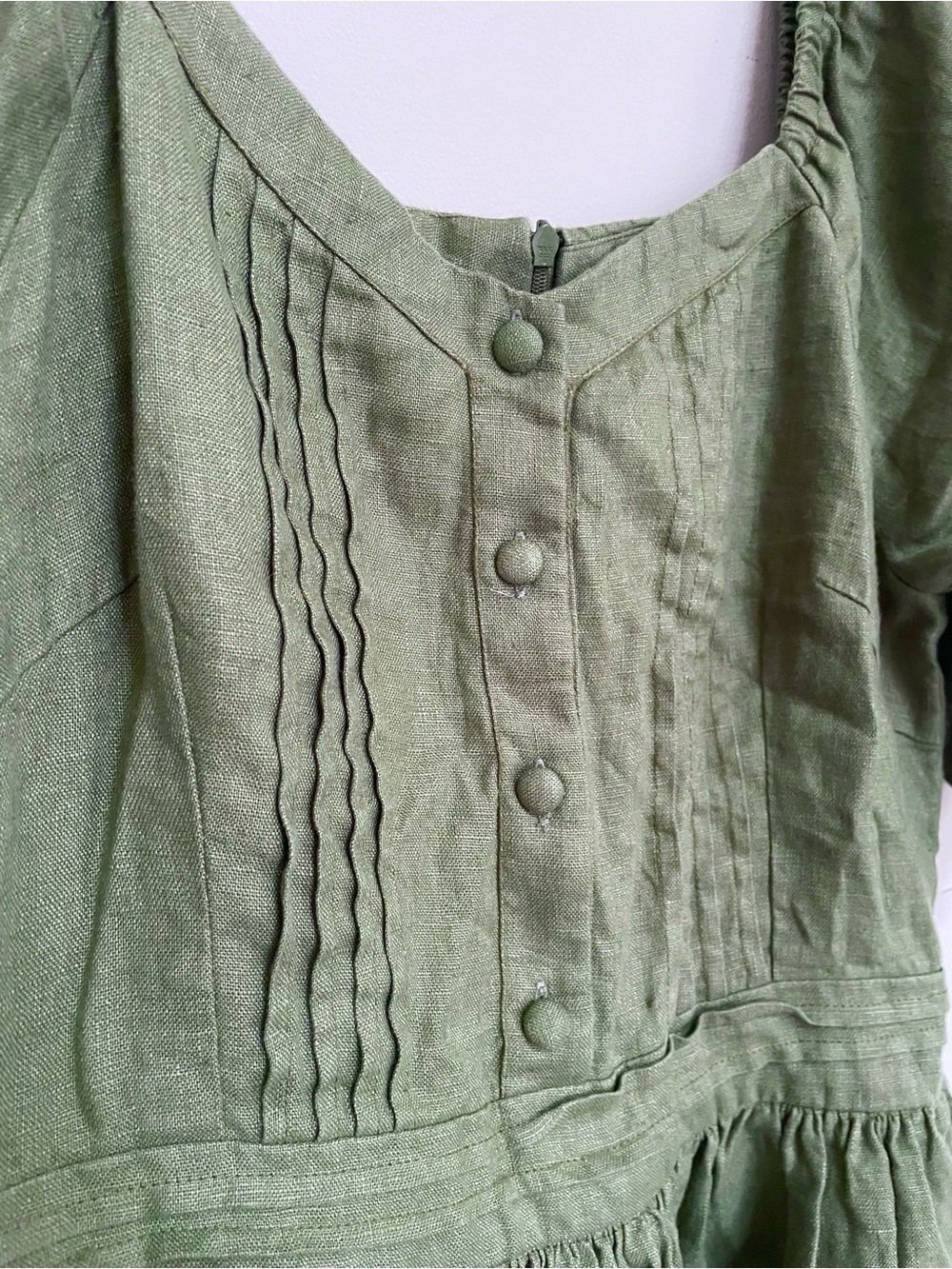 Puff-Sleeve Olive Midi Dress with Button Front - Picture 2 of 6